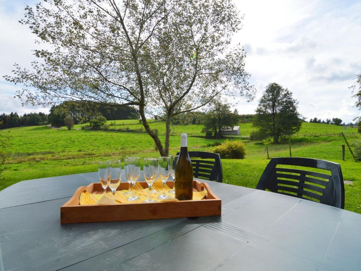 Comfortable Cottage In Neufmoulin With Meadow View Houffalize Quarto foto